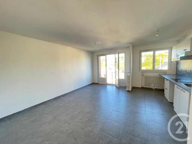 Appartement F2 à louer - 2 pièces - 41.3 m2 - SAVIGNY SUR ORGE - 91 - ILE-DE-FRANCE - Century 21 Accord Immobilier