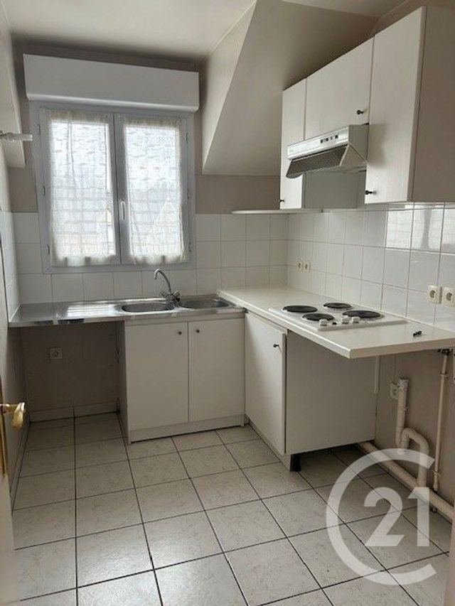 Appartement F2 à louer - 2 pièces - 40.16 m2 - CROSNE - 91 - ILE-DE-FRANCE - Century 21 Accord Immobilier